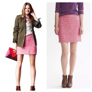 Banana republic pink tweed skirt size 4